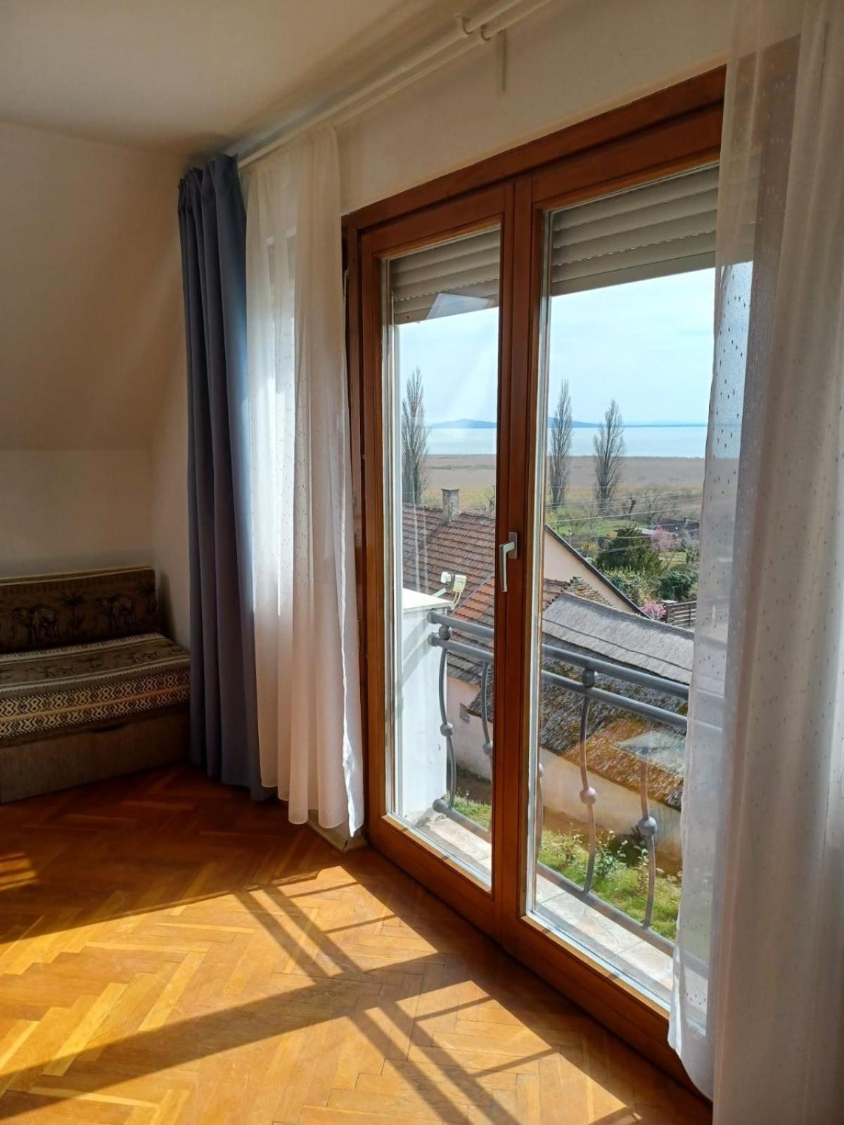 Szigligeti Panorama Apartmanhaz Exterior foto