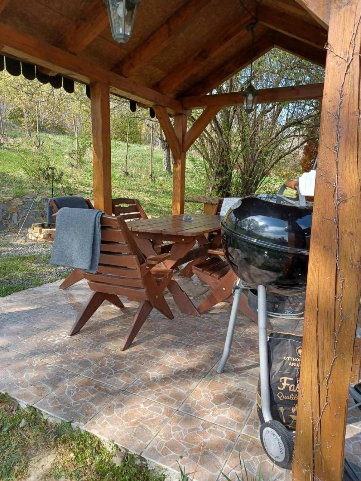 Szigligeti Panorama Apartmanhaz Exterior foto