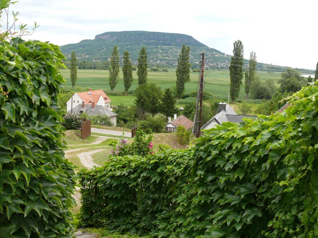 Szigligeti Panorama Apartmanhaz Exterior foto